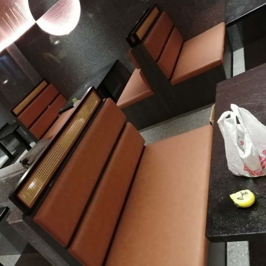 西安卡座沙發生產廠家：餐桌椅定制案例